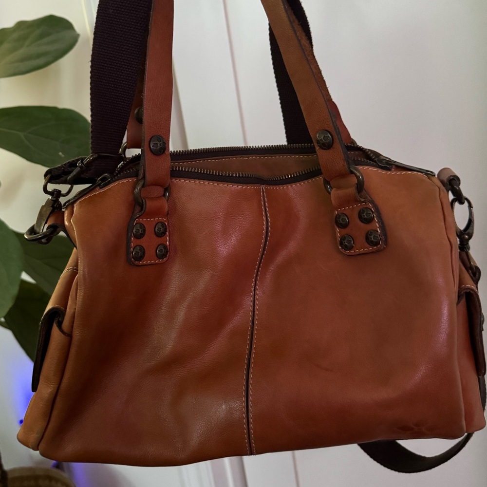 Patricia Nash • Brown Leather Shoulder Bag